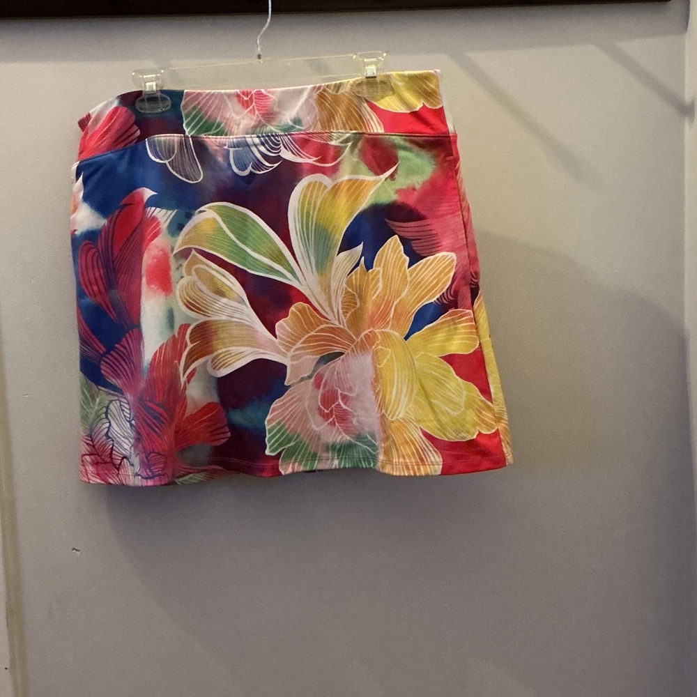 Talbots Floral Skort with pockets.